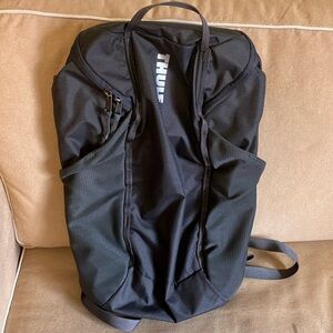Thule 20 liter backpack